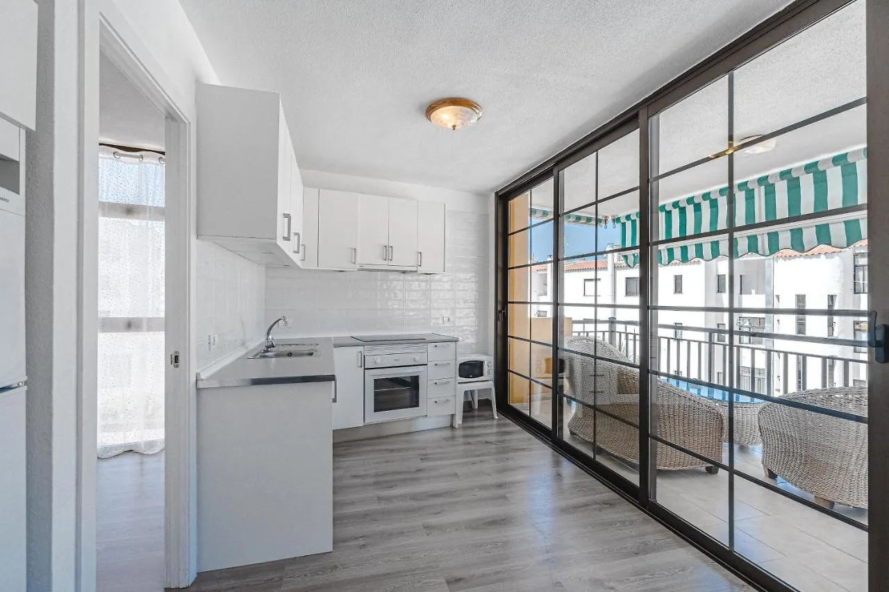 Family Flat With 3 Bedrooms And Balcony Near Los Gigantes And Ocean Пуэрто-де-Сантьяго Апартаменты