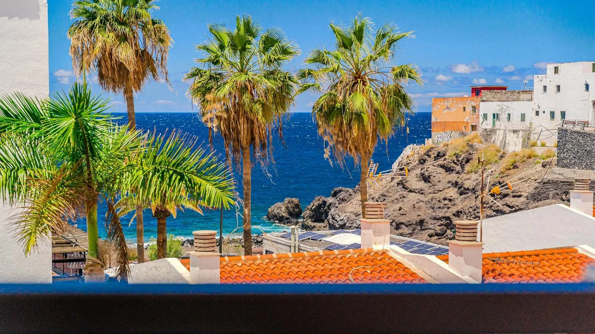 Family Flat With 3 Bedrooms And Balcony Near Los Gigantes And Ocean Пуэрто-де-Сантьяго